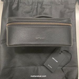 MATT & NAT cosmetic synthetic leather bag